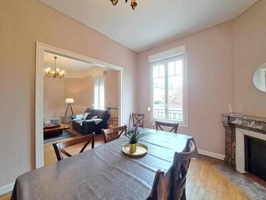 Perth, Bel Appartement Lumineux แร็งส์ ภายนอก รูปภาพ